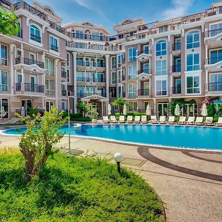 Izida Palace - Premium Sunny Beach